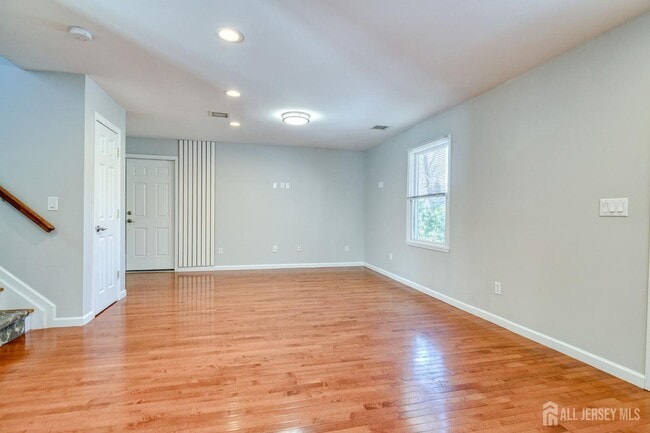 Building Photo - 3 Green Acres Ave