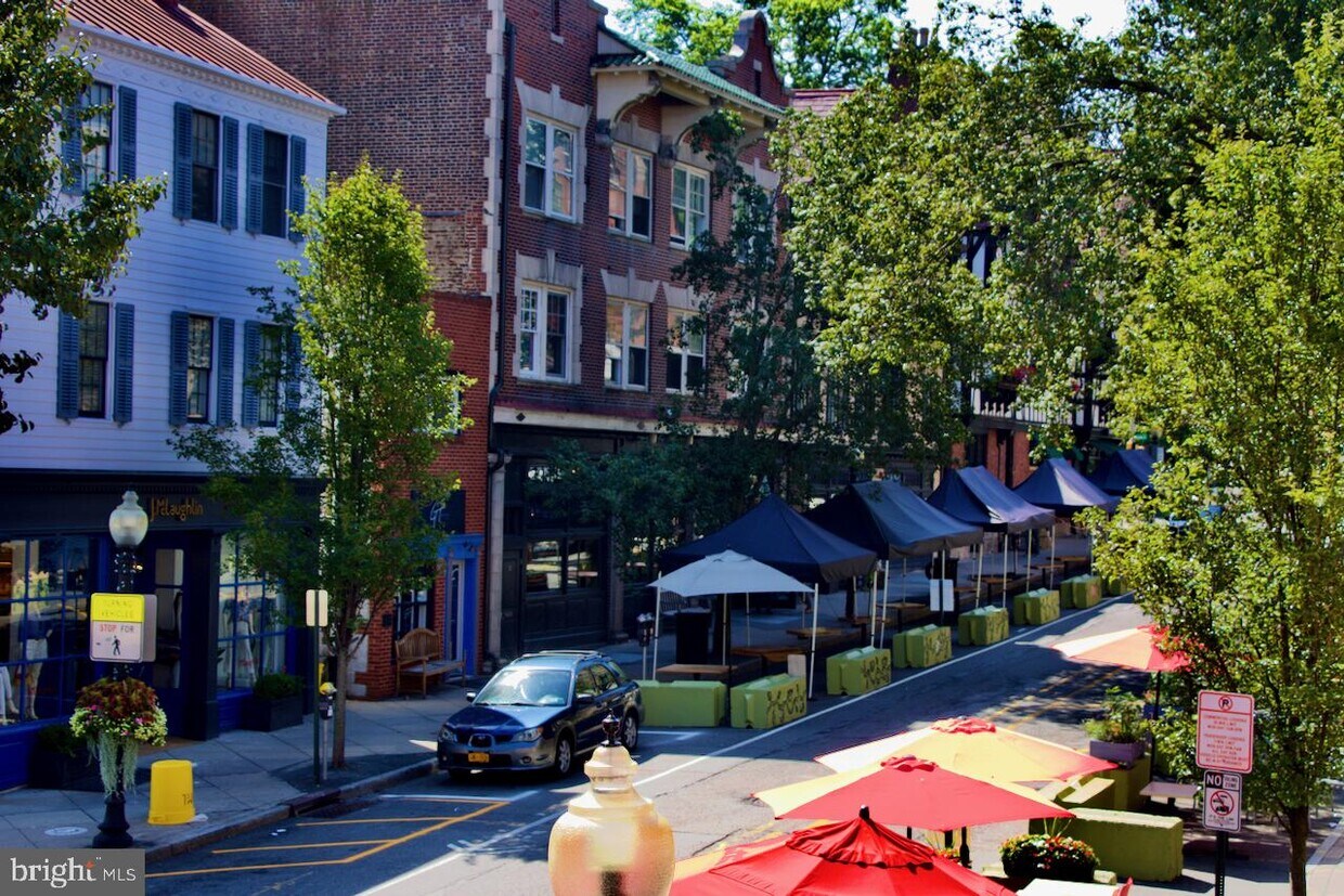 Primary Photo - 26 Witherspoon St