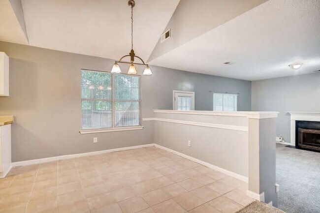 Foto del edificio - Your Ideal Home Awaits! 3 bedroom - Sectio...