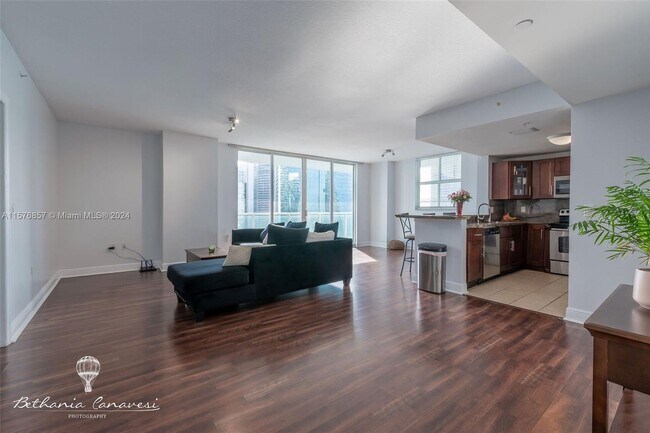 Building Photo - 1250 S Miami Ave
