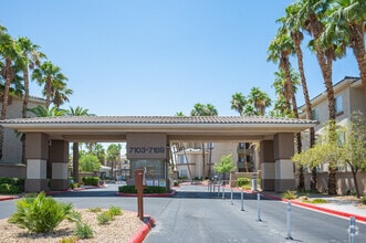 Building Photo - 7105 S Durango Dr