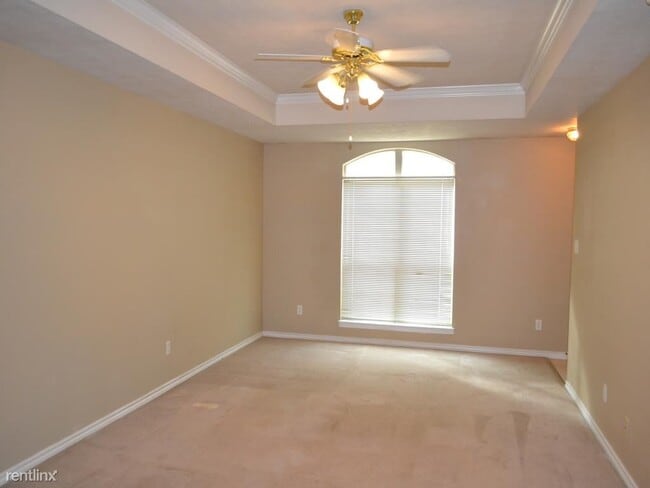 Building Photo - 2 br, 2 bath Duplex - 1009 Sun Meadow Ct 1011
