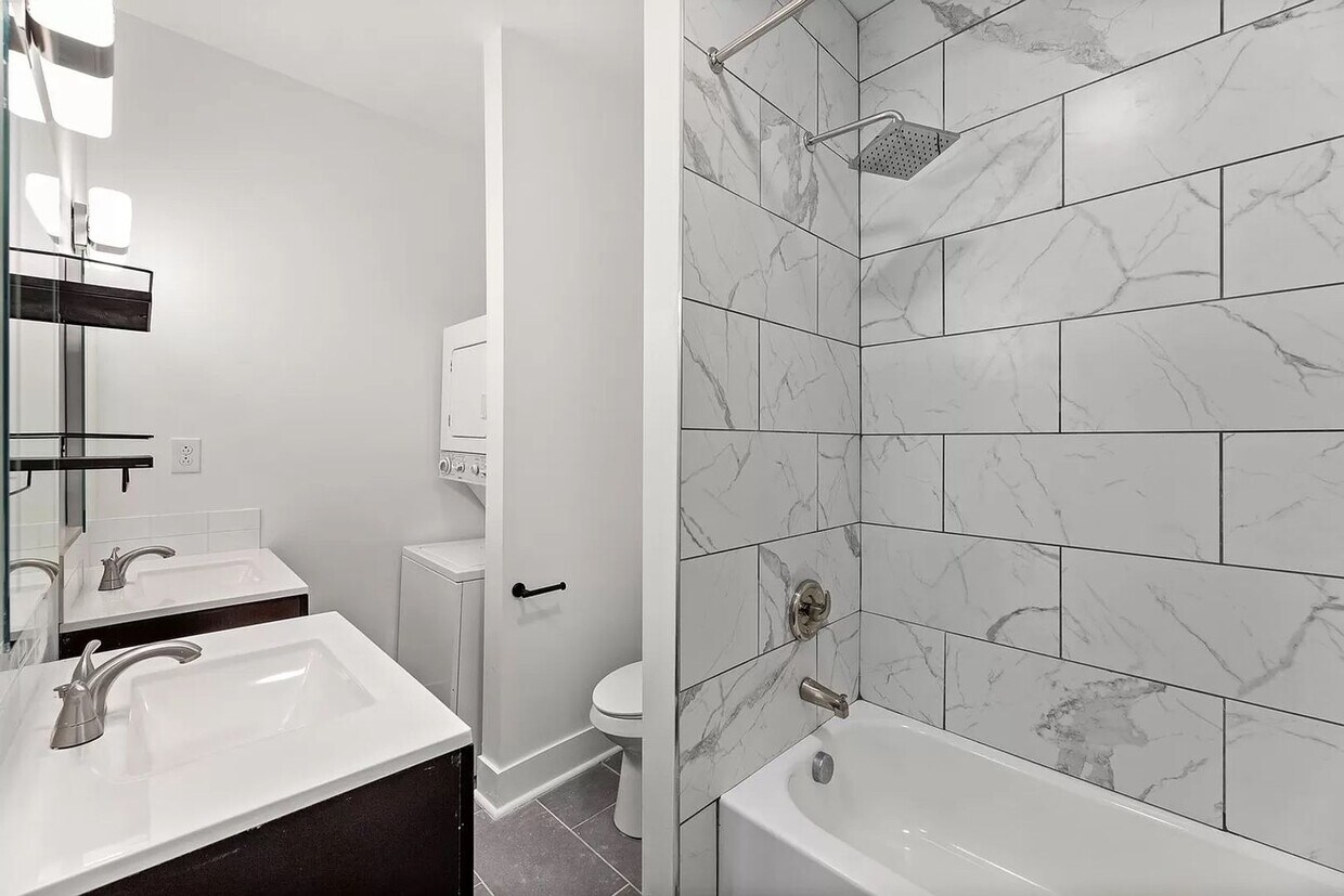 Primary Photo - Room in 3 Bedroom Home at State St