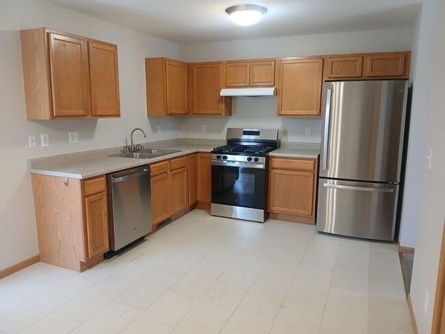 Building Photo - 1806 Dainesway Dr