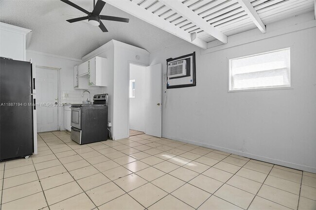 Foto del edificio - 1718 Pierce St