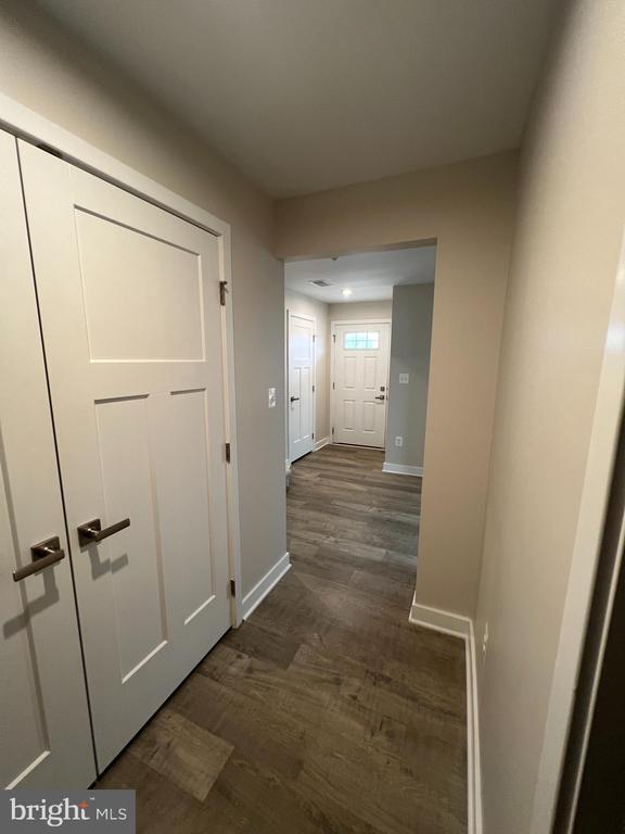 Foto del edificio - 1550 Adamson Wy