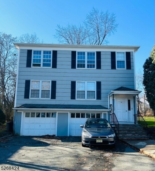 28 Kinney St Unit 2, Madison, NJ 07940 Room for Rent in Madison, NJ