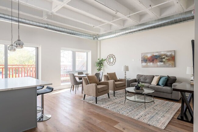 Foto del edificio - 6700 W North Avenue Unit 314