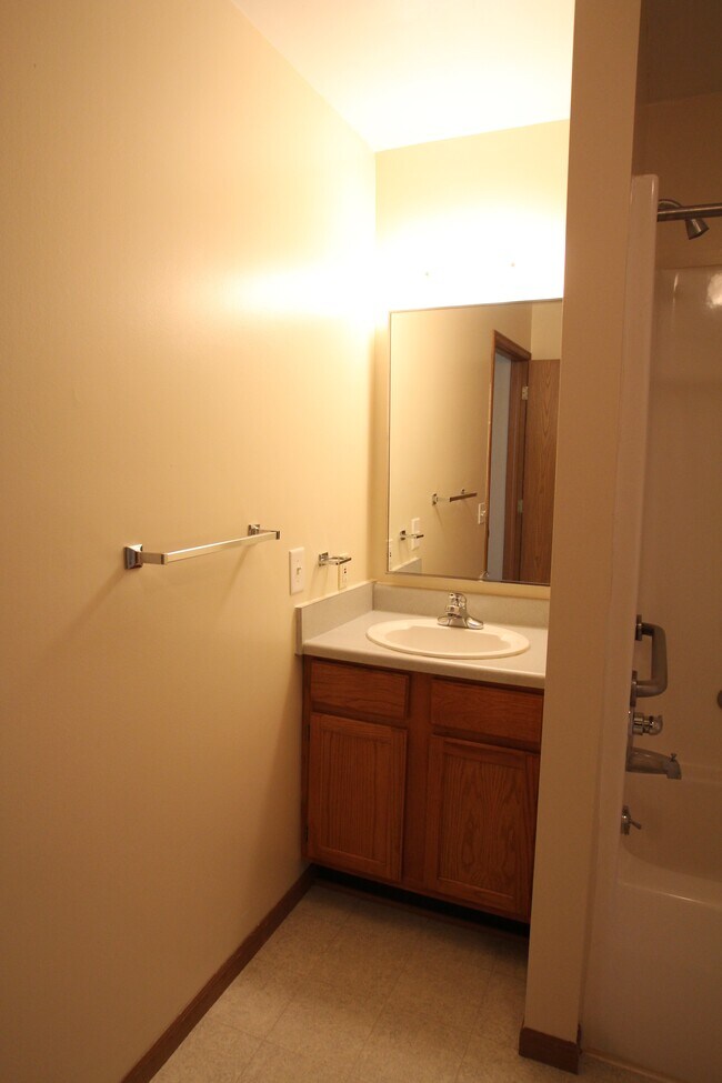 Foto del edificio - 731 Ravine Court