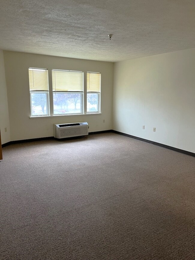 Building Photo - Meadow View Apartments