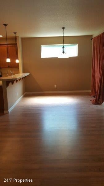 Building Photo - 3 br, 3.5 bath House - 355 NE 7TH PL