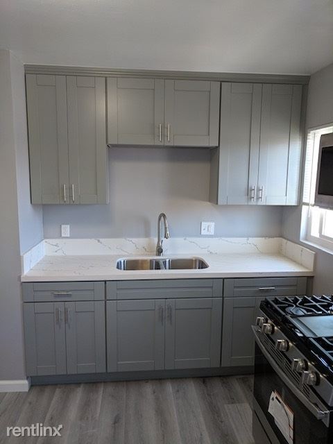 Building Photo - 3943 Cottonwood St