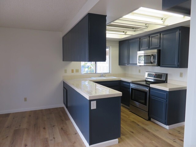 Building Photo - 290 Camino Vista Real