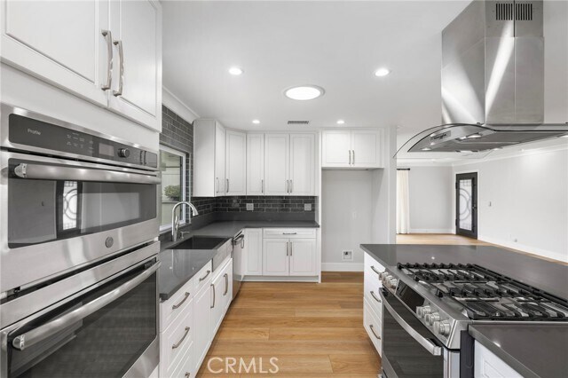 Foto del edificio - 33331 Ocean Hill Dr