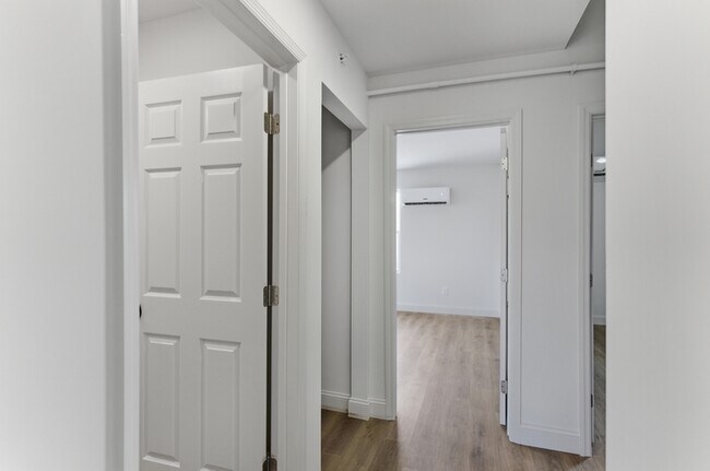 Foto del edificio - 2303 Parkview Ave