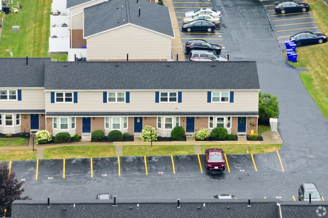 Building Photo - Glenwood Townhomes