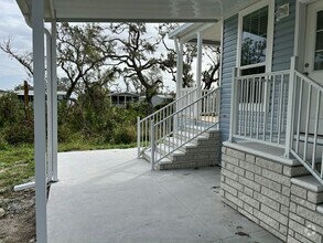 Building Photo - 3547 Vine Trl