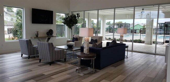 Foto del edificio - 4024 Bungalow Ln