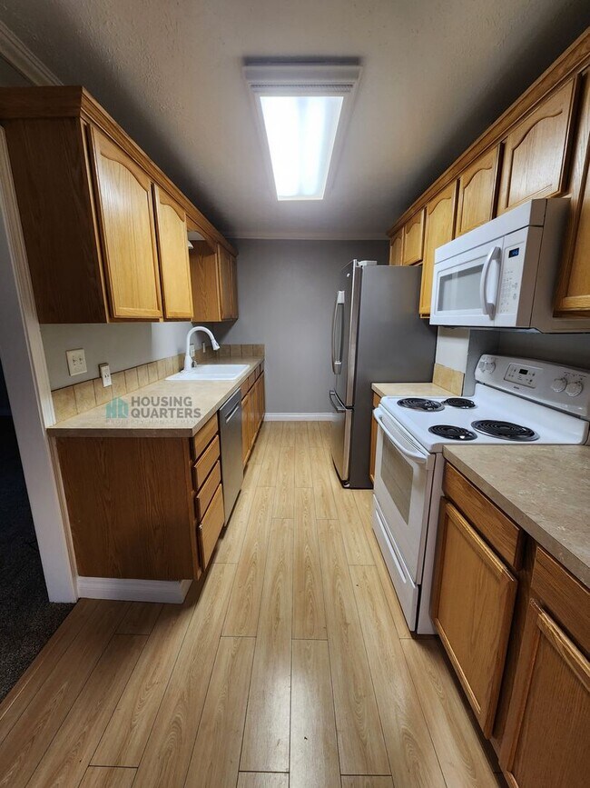 Foto del edificio - 714 E 37th Ave