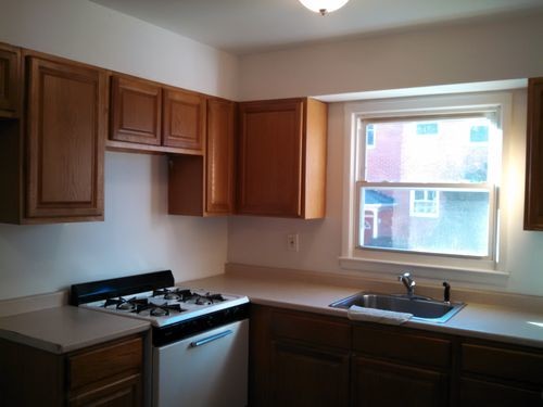 Primary Photo - 52 E Crooked Hill Rd