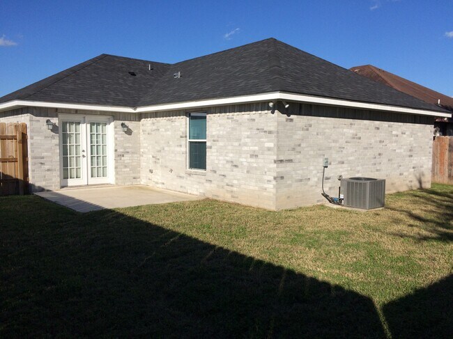 Foto del edificio - 6002 Blanco River St