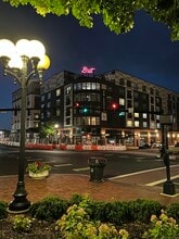 Building Photo - 267 Main St