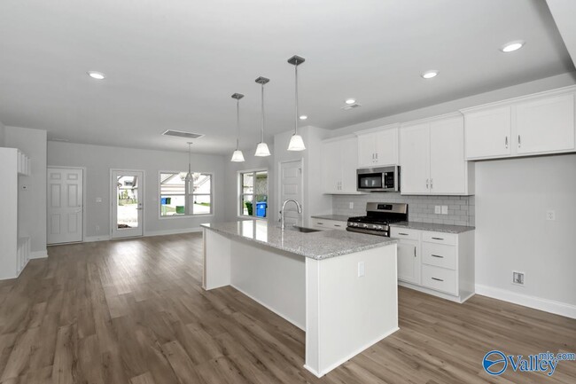Foto del edificio - 17259 Chelsea St