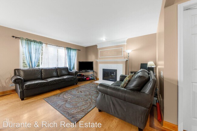 Building Photo - 3 br, 2.5 bath House - 1348 W Braymore Circle