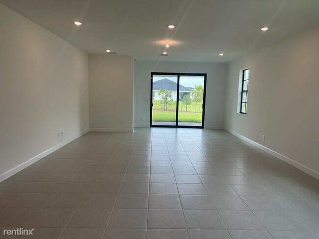 Foto del edificio - 3 br, 2 bath House - 1231 Tangled Orchard ...