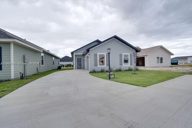 Foto del edificio - 24722 SW 21st Ln