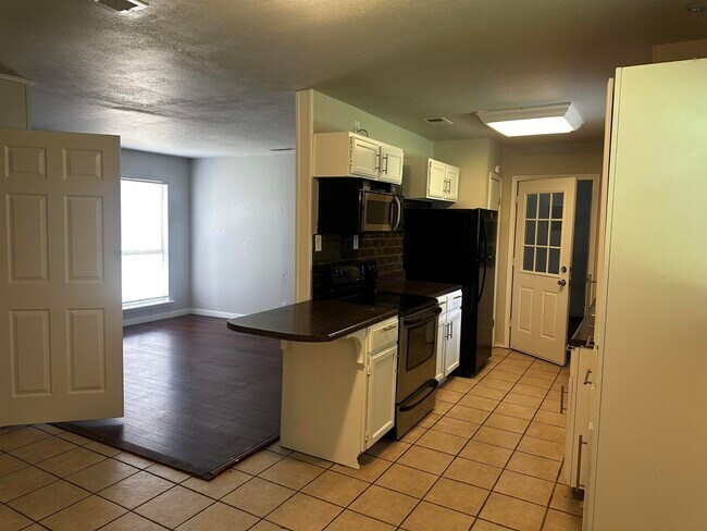 Foto del edificio - 4618 Cove Rd