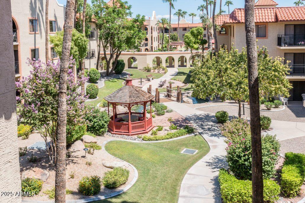 Foto principal - 10330 W Thunderbird Blvd