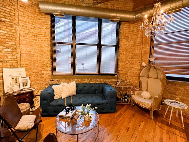 Foto del edificio - 215 N Aberdeen St