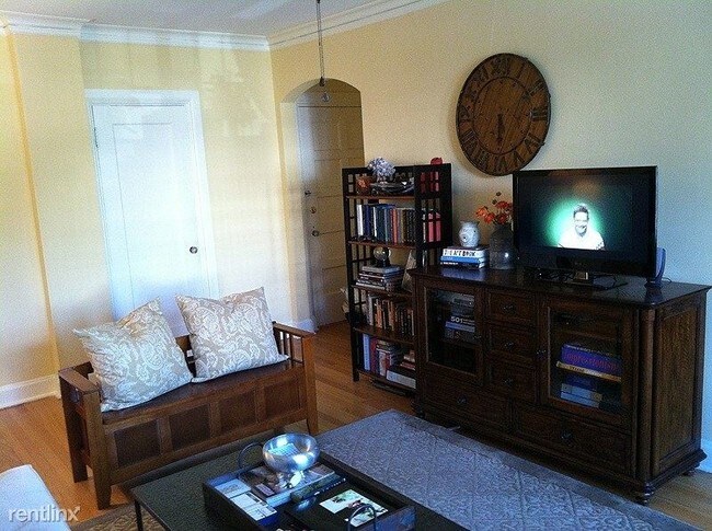 Foto del edificio - 1 br, 1 bath Condo - 1103 Holley Court 201