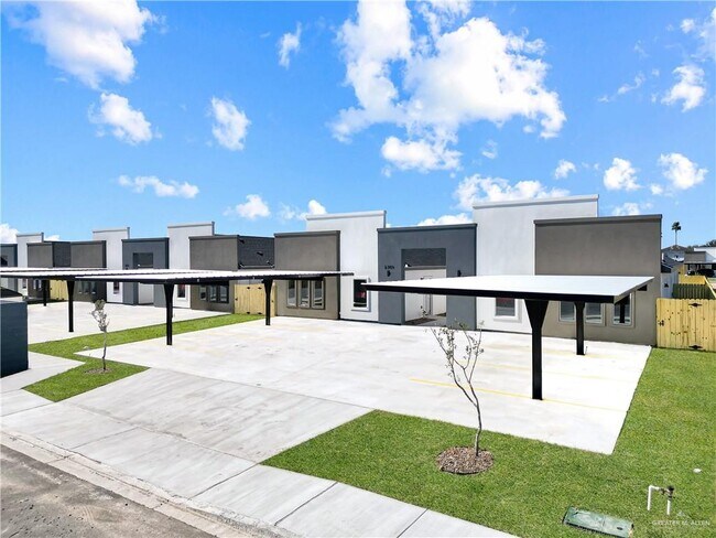 Foto del edificio - 26 Hilltop S Ave