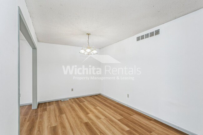 Foto del edificio - 9208 E Bedell St