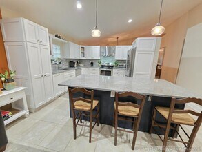 Building Photo - 7172 Catalina Way