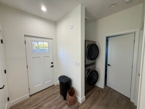 Building Photo - 6257 Stewart St