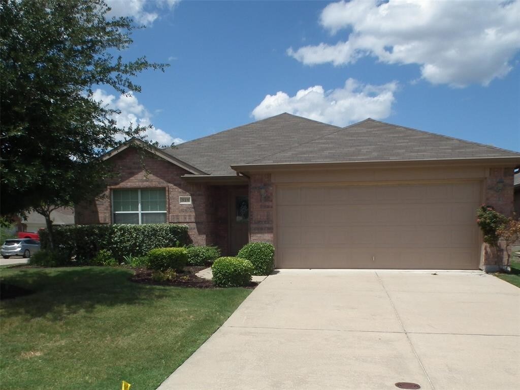 Primary Photo - 519 Creekside Dr