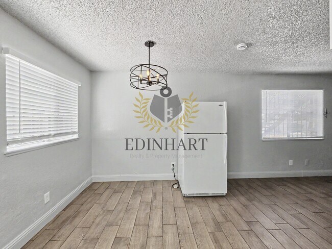 Building Photo - 3948 E Woodward Ave