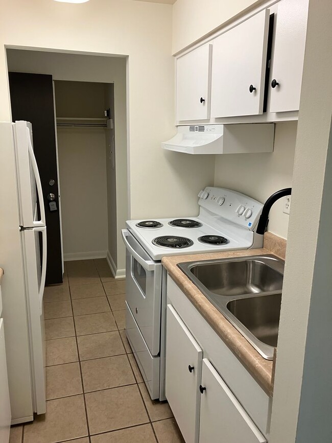 Foto del edificio - 1-Bedroom Apartment in Troy, OH