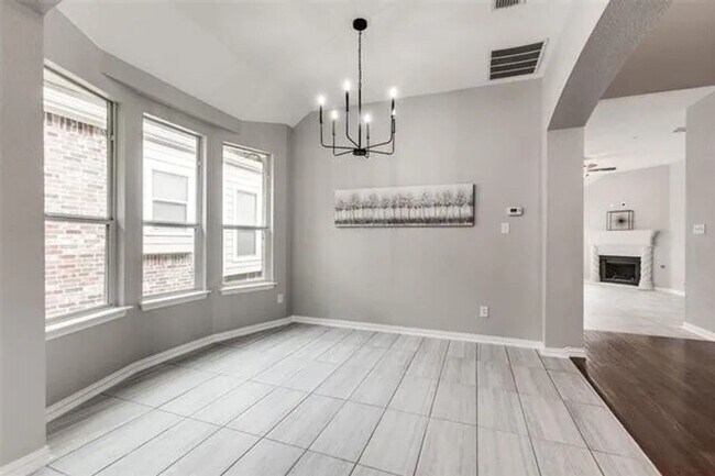 Foto del edificio - Stunning 4BR House in McKinney