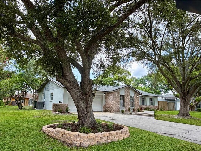 Foto del edificio - 1 King Arthur Ct