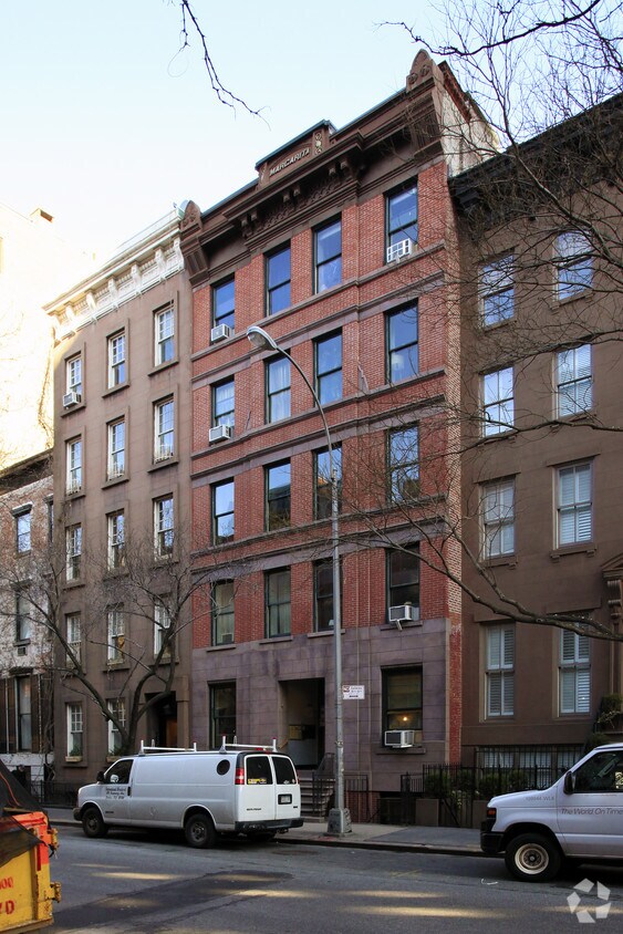 Building Photo - 117 Waverly Pl