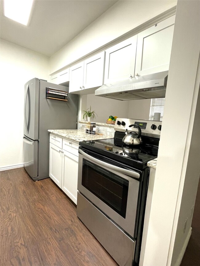 Foto del edificio - 3224 Timmons Ln