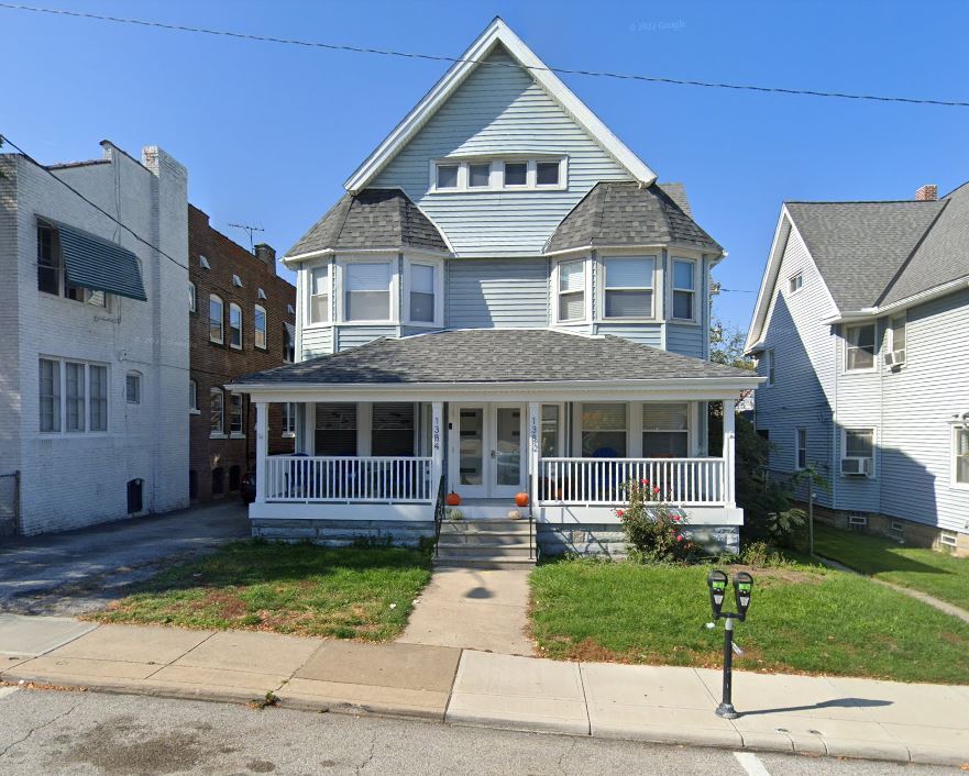 1384 Gladys Ave, Lakewood, OH 44107 Townhome Rentals in Lakewood OH