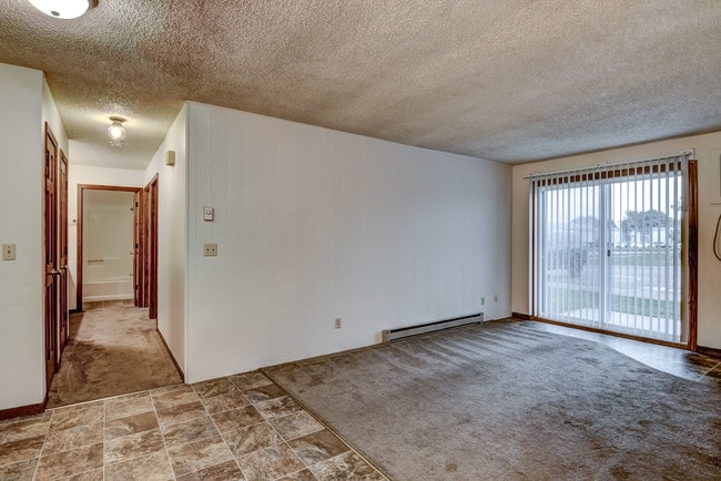 Building Photo - 3008 Eldorado Blvd