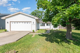 Building Photo - 17678 W Saddle Ct