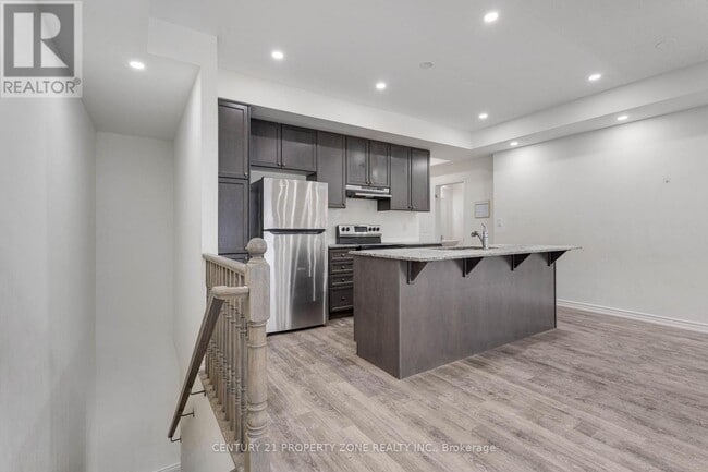 Building Photo - 250 Lagerfeld Dr