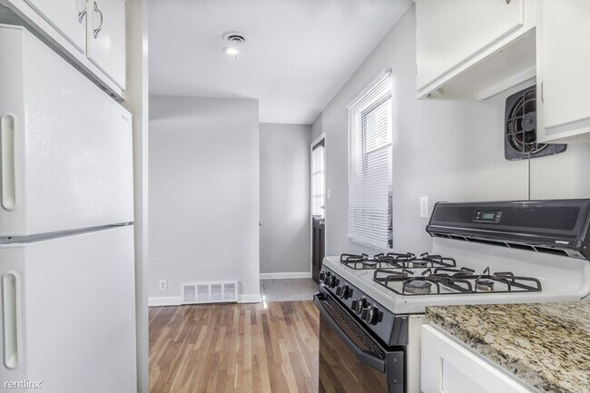 Foto del edificio - 1 br, 1 bath 4plex - 1551 King Ave Apt D